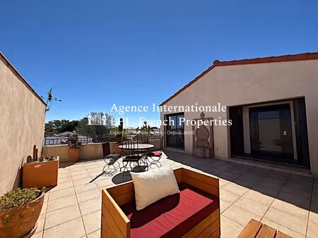 maison de ville contemporaine - surface totale 220 m² - ascenseur 3/4 chambres garage (...