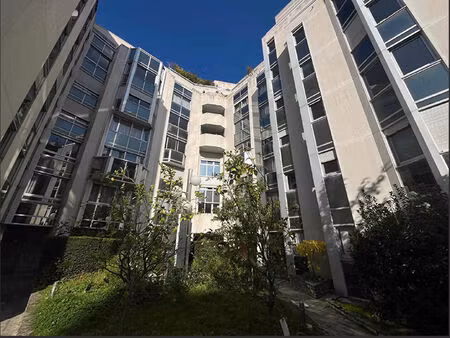 luxembourg - trois pieces - parking