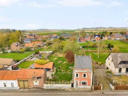 beau project: maison à rénover  terrain à bâtir  et grange