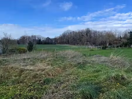 situé à brannay (89150)