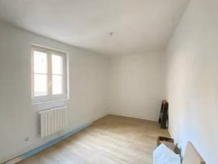 location appartement 2 pièces à nantes (44000) : à louer 2 pièces / 34m² nantes
