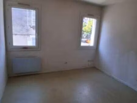 location appartement 2 pièces à nantes toutes-aides (44000) : à louer 2 pièces / 24m² nant