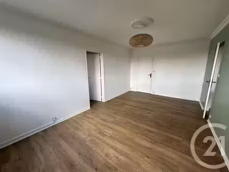 appartement t4 à louer - 4 pièces - 76 75 m2 - allonnes - 72 - pays-de-loire