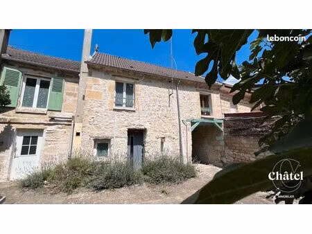 immeuble 5 pièces 85 m²