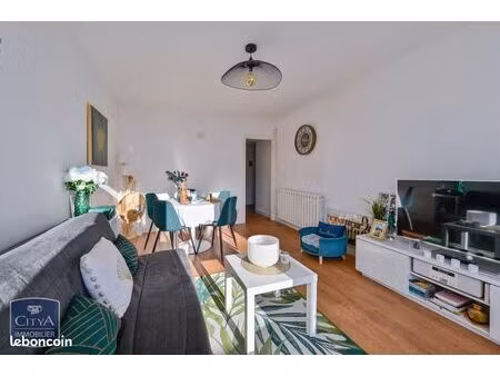 appartement 2 pieces 49m2 plein centre la baule