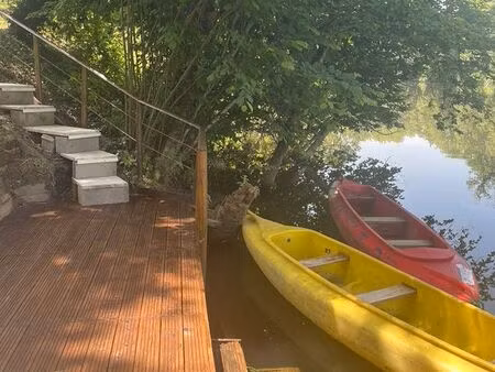 prix ​​réduit – charmante maison de 3 chambres avec vue sur la rivière