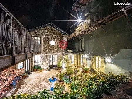 maison 380 m² siguer