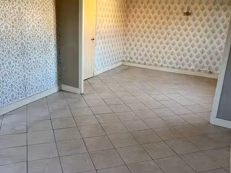 propriété 3 pièces 75 m²