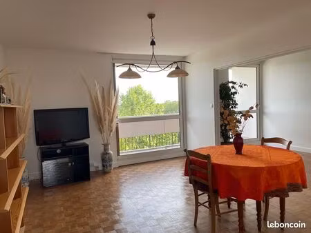 appartement 5 pièces 3 chambres 91m² étage 8/8