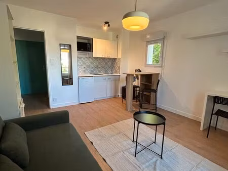 studio meublé 23 m² avec parking - entièrement rénové – disponible mi-août