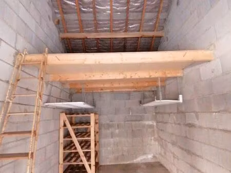 loue garage 17m² + mezzanine st malo