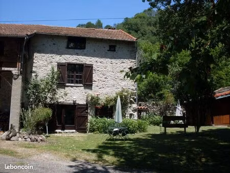 maison meublée de 100 m 2 meublée et équipée
