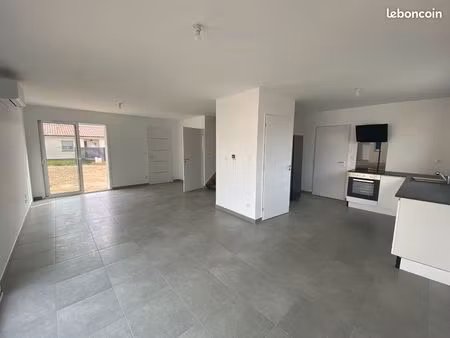 maison récente t4 à louer