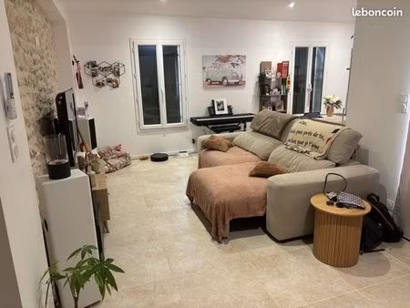 appartement climatisé centre-ville de cozes