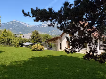 maison de 135 m² sur 1650 m² de terrain à barberaz quartier résidentiel