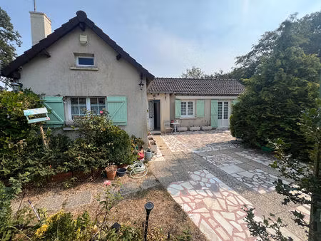 jolie maison de plain pied avec environnement exceptionnel montfort l 'amaury 3 pièces 57m