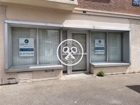 troyes local commercial
