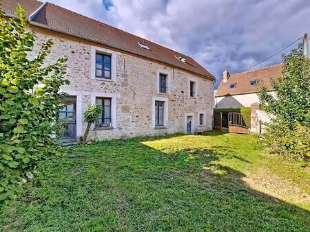 maison proche marines
