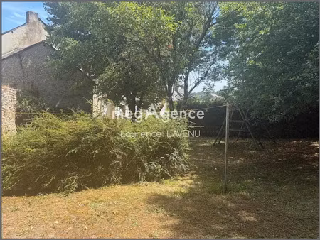 vente appartement 8 pièces 302 m² à argenton-sur-creuse (36200)  159 000 €