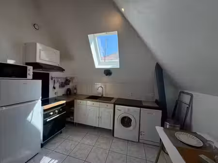location appartement 3 pièces 55 m² à troyes (10000)