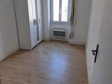location appartement 2 pièces 45 m² à marseille 7ème (13007)  880 €