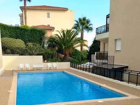 location appartement 1 pièce 22 m² à nice (06000)  825 €