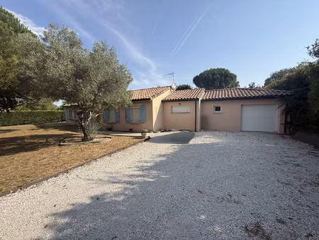 rare maison meublée avec piscine et dépendance labastide-b