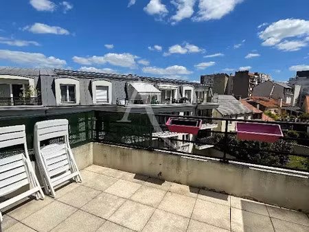 location meublée appartement 2 pièces 38 m² à chatillon (92320)  1 150 €