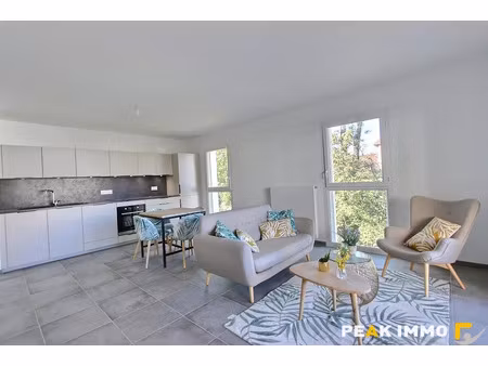 location meublée appartement 3 pièces 66.34 m² à annecy (74000)  1 299 €