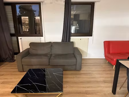 location meublée appartement 1 pièce 33 m² à levallois-perret (92300)  1 389 €