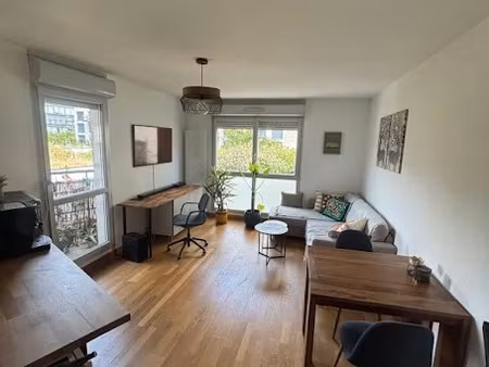 location meublée appartement 2 pièces 41.61 m² à pantin (93500)  1 230 €
