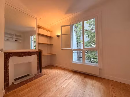 location appartement 1 pièce 14 m² à paris 16ème (75016)  1 400 €