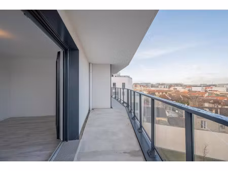location appartement 5 pièces 104 m² à aubervilliers (93300)  1 699 €