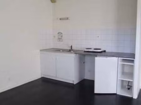 location appartement t1 à cholet (49300) : à louer t1 / 26m² cholet