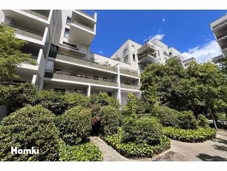 duplex t6 de 107 m² avec terrasse et jardin à lyon 69009  avenue rosa parks