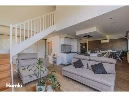 coup de cœur garanti — duplex t5 atypique 104 m² | terrasse | vue parc | saint-priest  rue