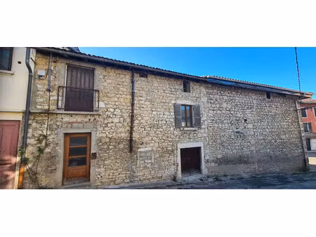 maison neuville-sur-ain 01160