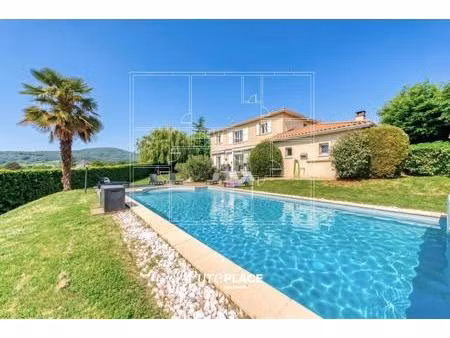 maison/villa t6 de 182 m² à lentilly 69210