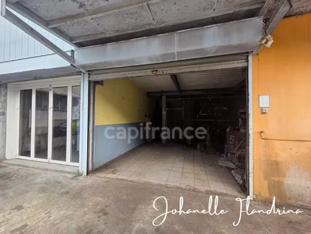 location bureau 2 pièces 70 m² à baie-mahault (97122)