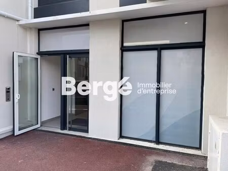 location commerce cannes 06400 29m²