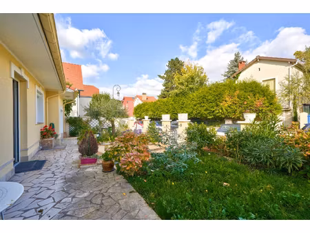 maison avec jardin - 5 pièces - 142 m²