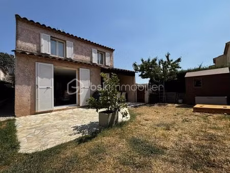 à découvrir ! maison familiale avec jardin garage et parking au calme