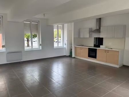 location appartement 3 pièces 65.6 m² à chauny (02300)  625 €