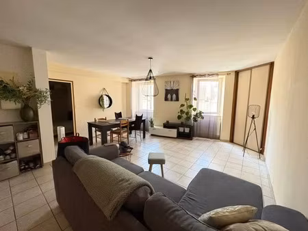 location appartement 2 pièces 51.28 m² à conques-en-rouergue (12320)  400 €