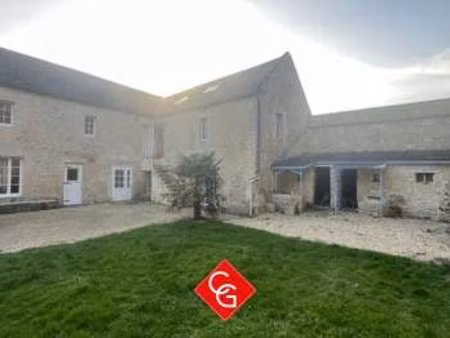 vente maison à creully-sur-seulles (14480) : à vendre / creully-sur-seulles