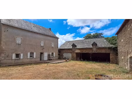 location appartement 3 pièces 87.12 m² à quins (12800)  nan €