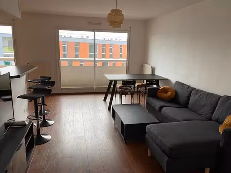 location meublée appartement 1 pièce 11 m² à rennes (35000)  475 €