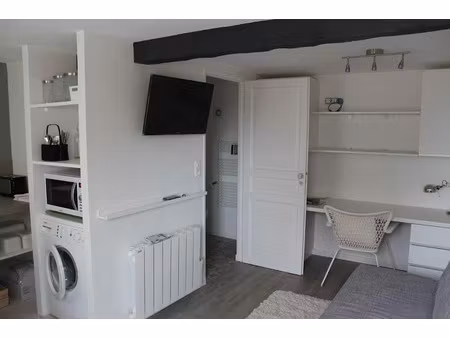 location meublée appartement 1 pièce 18 m² à rouen (76000)  460 €