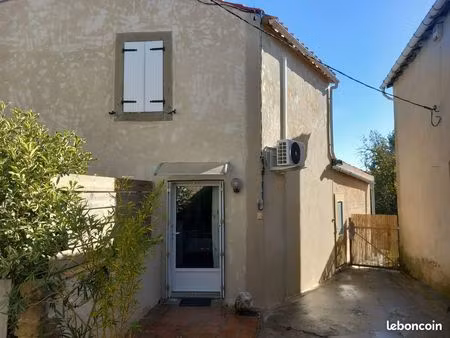 maison 45 m2 avec devant de porte