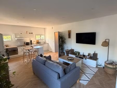 t2 meublé 50 m² sous location 12 mois